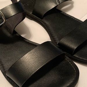 hollister buckle sandals